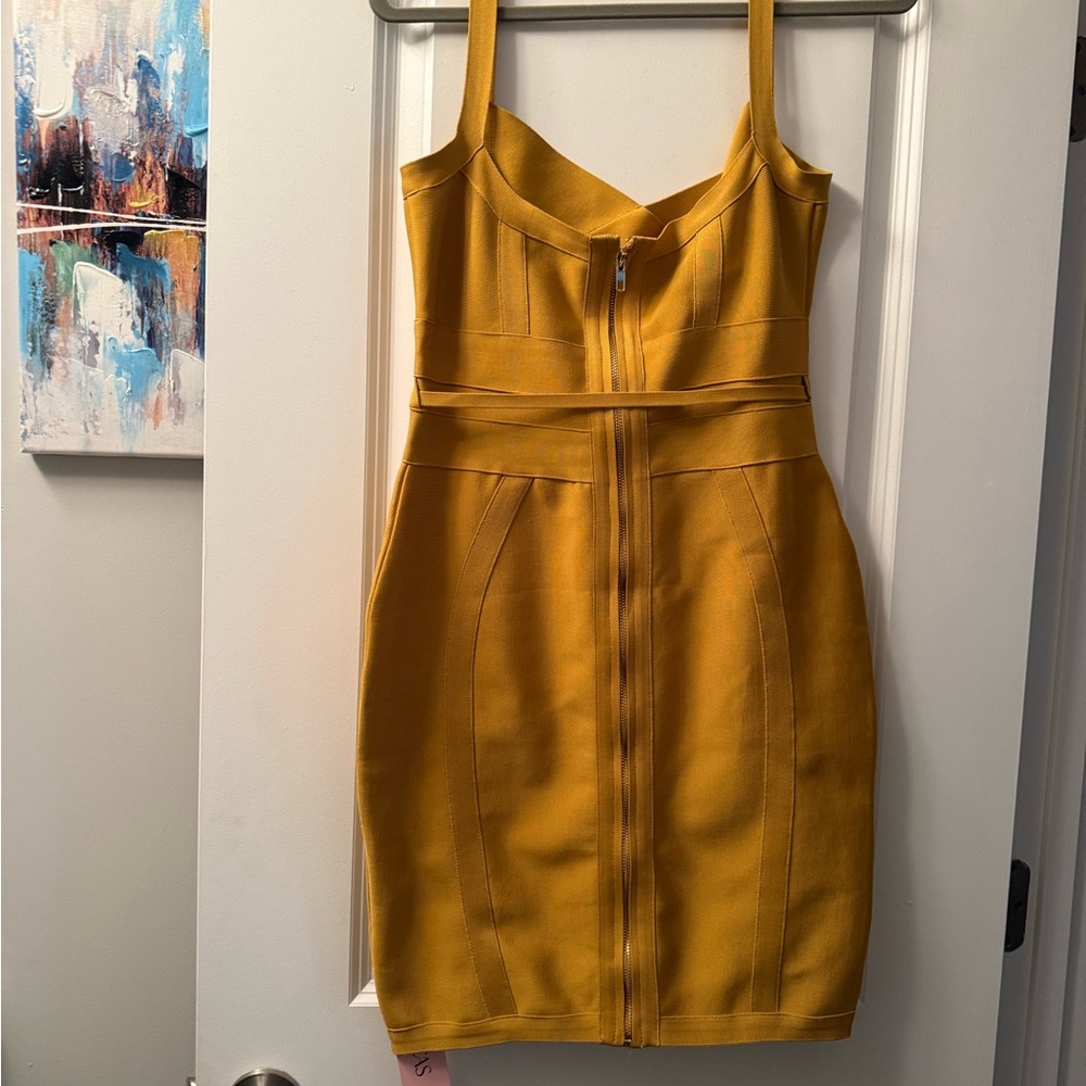 Beautiful Mustard Yellow Sleeveless Dress - Picture 3 of 3